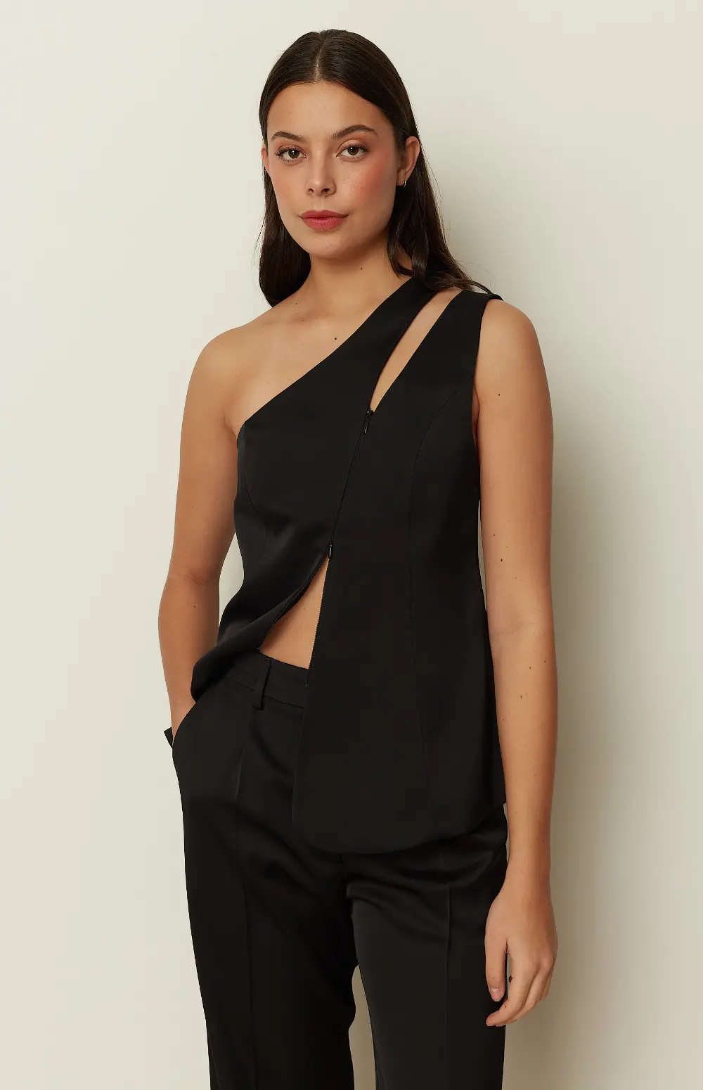 ASYMMETRICAL CUT-OUT TAILORED VEST