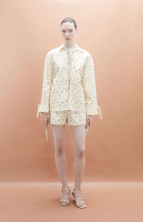 STRIPED SHORTS | YELLOW ROSES