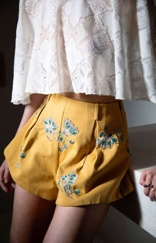 BEYOND SHORTS | FLORAL BEADED EMBROIDERED