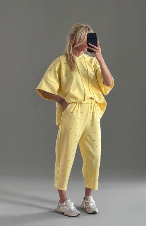 CO-ORD CRYSTAL EMBELLISHED TRACKSUIT