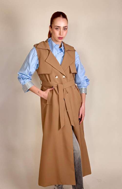 LONG SLEEVELESS TRENCH COAT