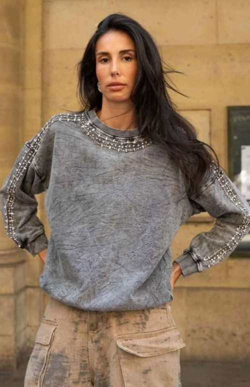RHINESTONE SWEATSHIRT