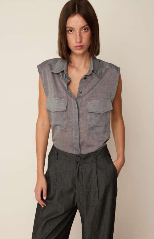 SHIRT WITH POCKETS