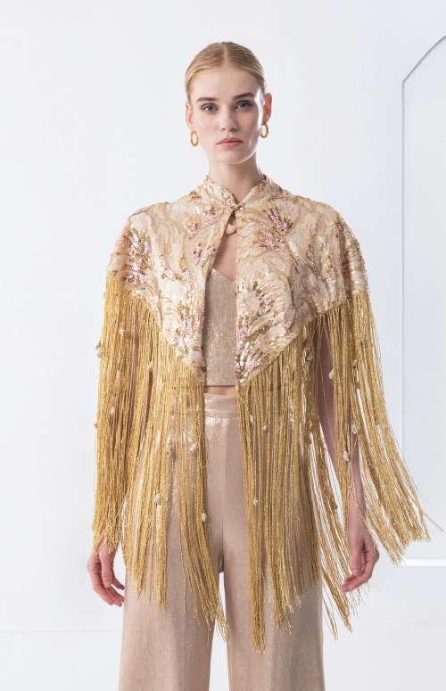 CAPE WITH FRINGES - SHELL DETAILS