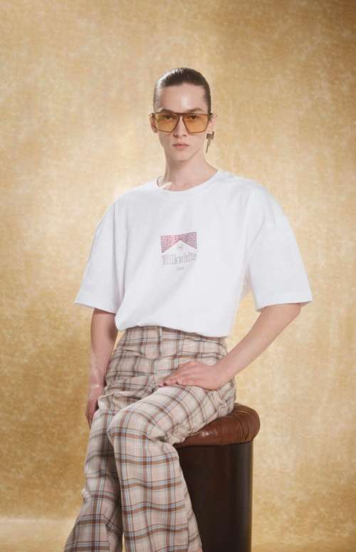 OVERSIZED T-SHIRT WITH RHINESTONES