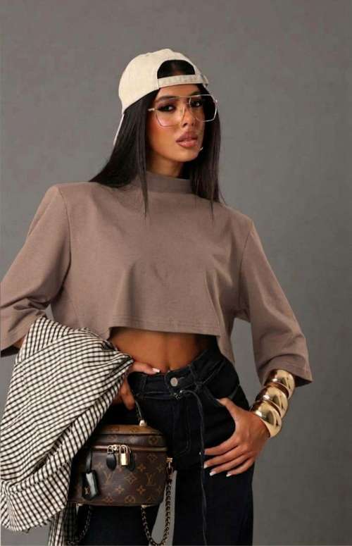 CROP T-SHIRT WITH SHOULDER PADS
