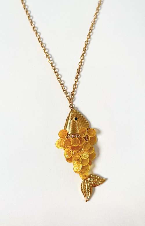 LONG NECKLACE WITH FISH PENDANT