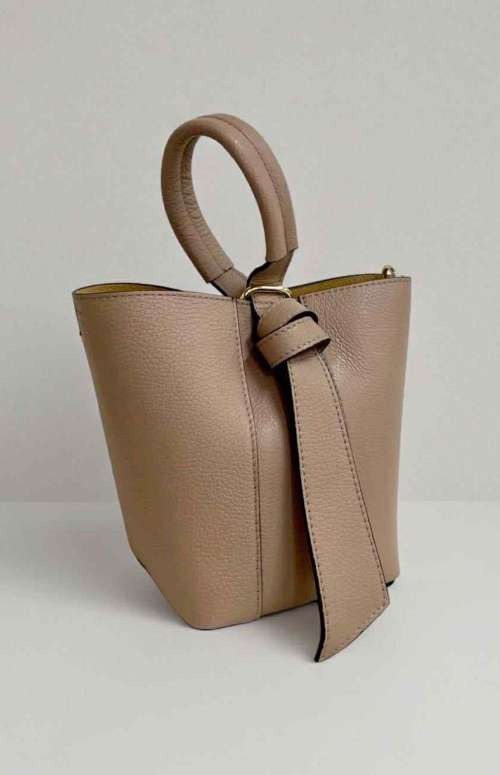 LEATHER BUCKET TOTE BAG