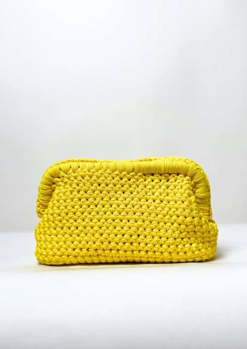 CROCHET LOOK CLUTCH BAG
