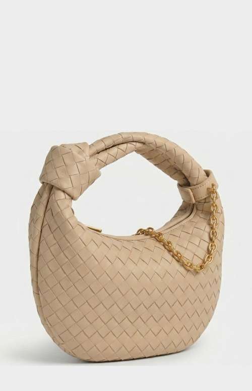 WOVEN BAG WITH KNOT HANDLE