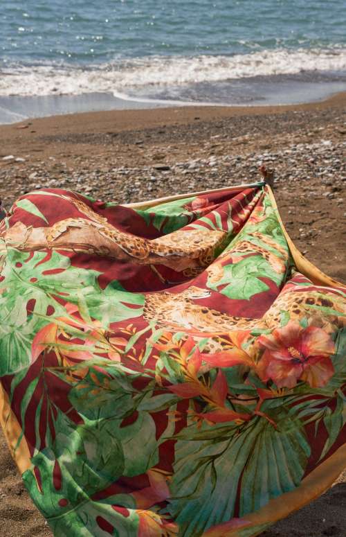 PRINTED PAREO