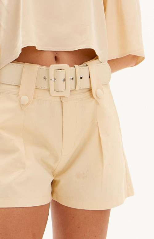 TAILORED SHORTS WITH BELT