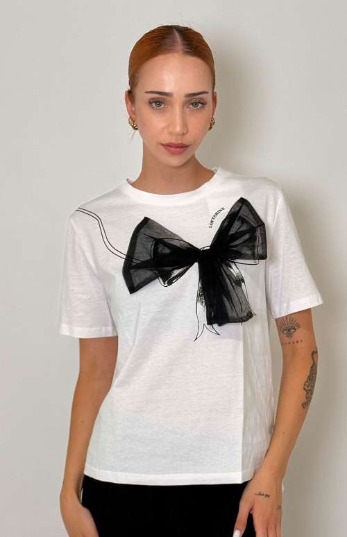 T-SHIRT WITH BOW PRINT