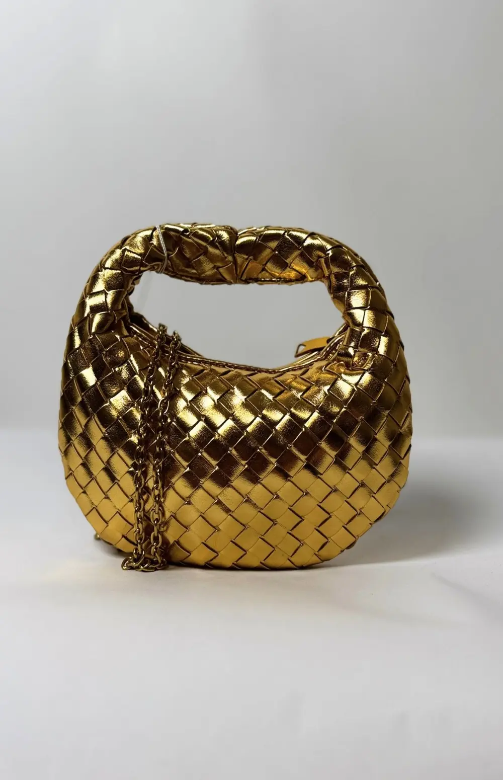 WOVEN SMALL HAND BAG
